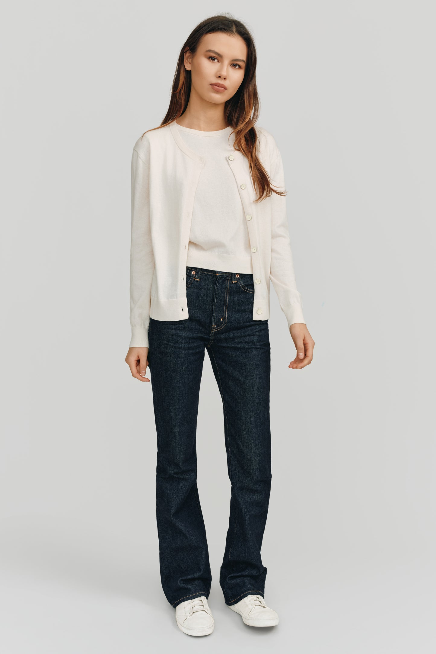Halle Elevated Essential Cardigan | White
