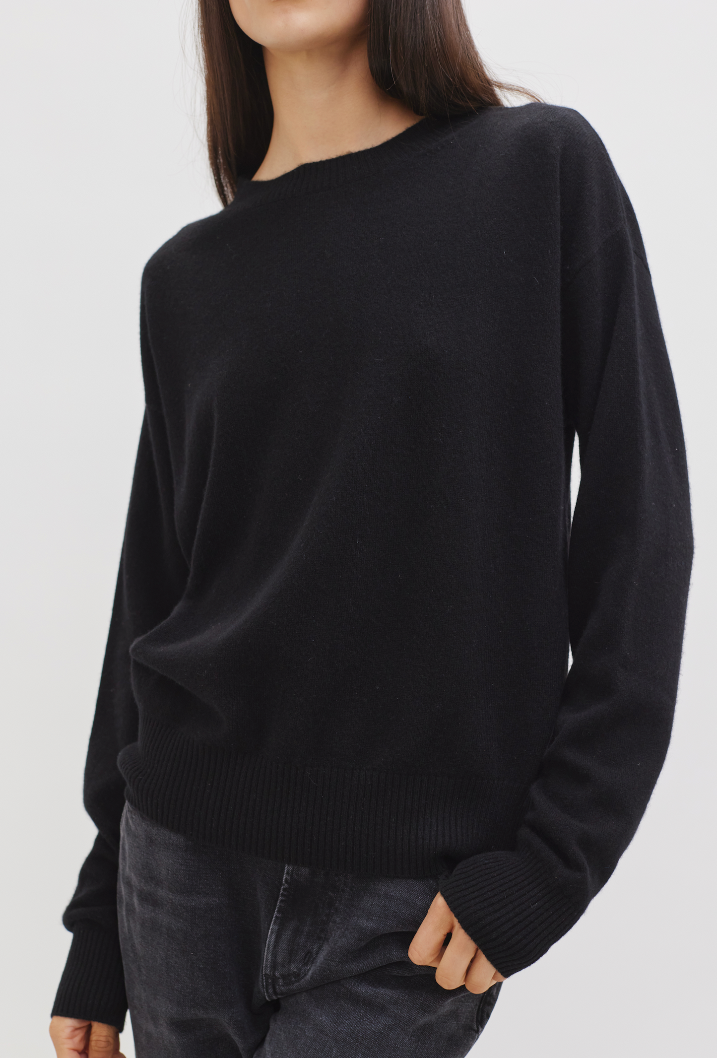 Naomi boyfriend fit oversized cashmere sweater | Black