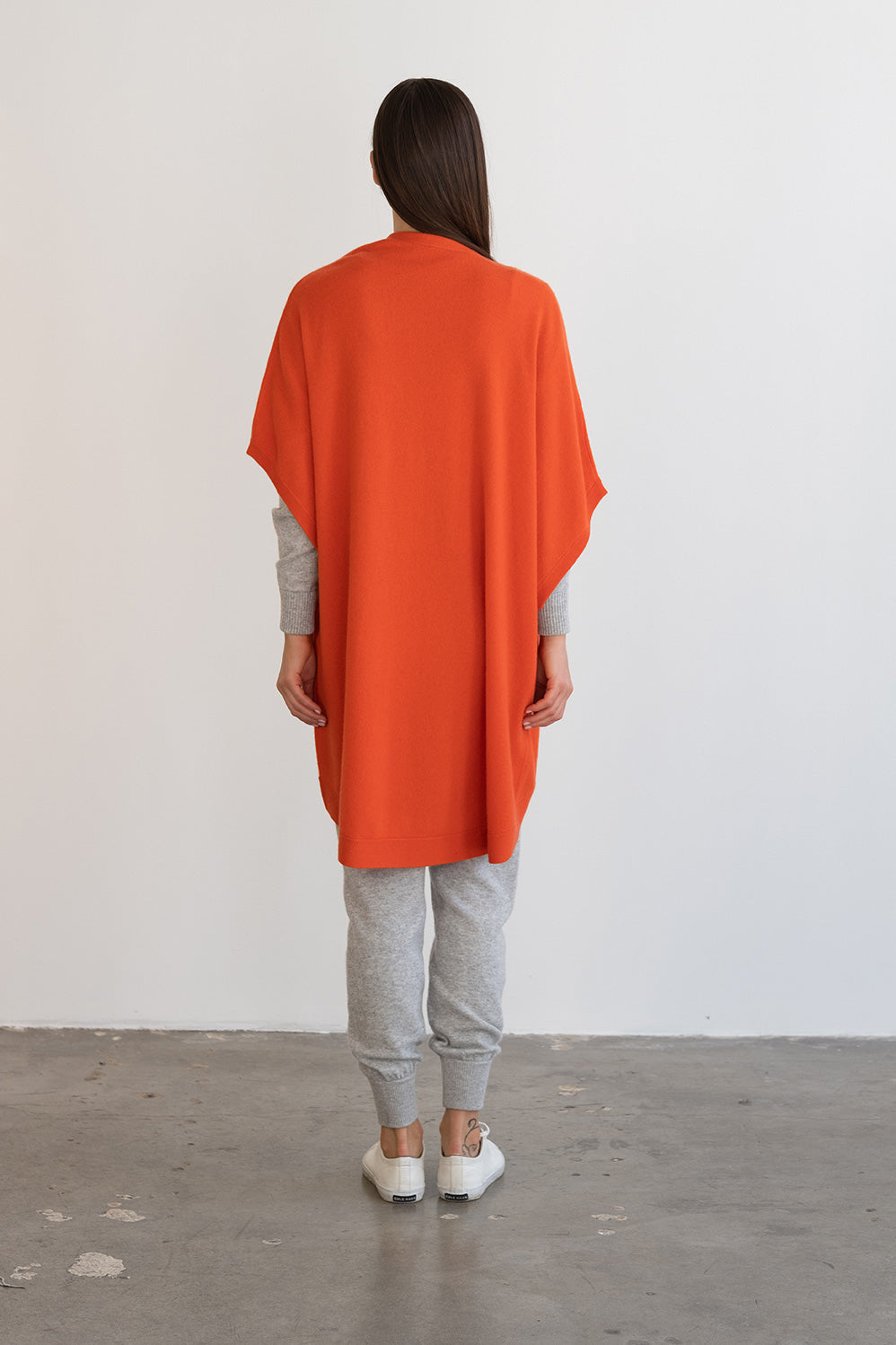isabel medium weight cashmere wrap fire red