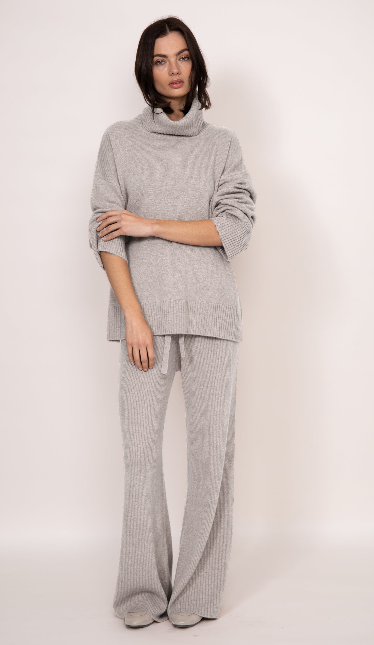 Maya ribbed cashmere wide leg pants | Black