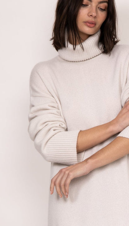 Charlie oversized cashmere turtleneck | White