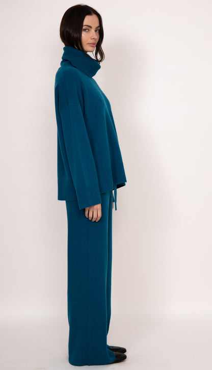 Charlie oversized cashmere turtleneck | Peacock