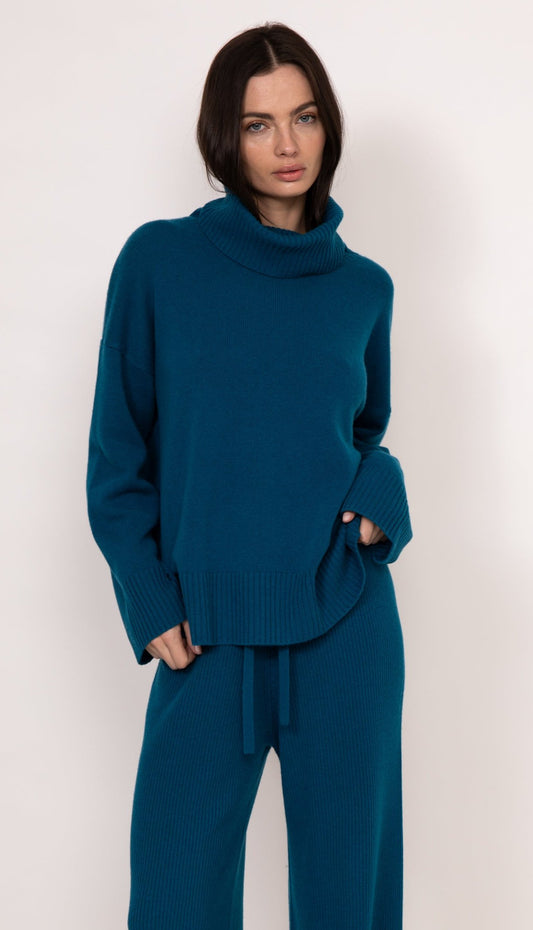 Charlie oversized cashmere turtleneck | Peacock