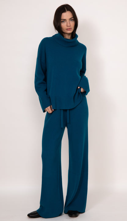 Charlie oversized cashmere turtleneck | Peacock