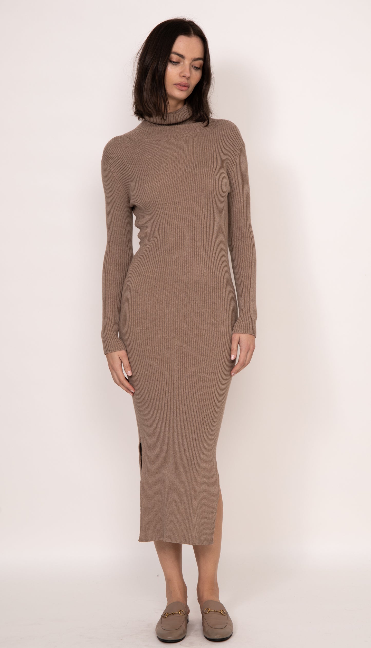 Alana turtleneck midi dress | Mocha