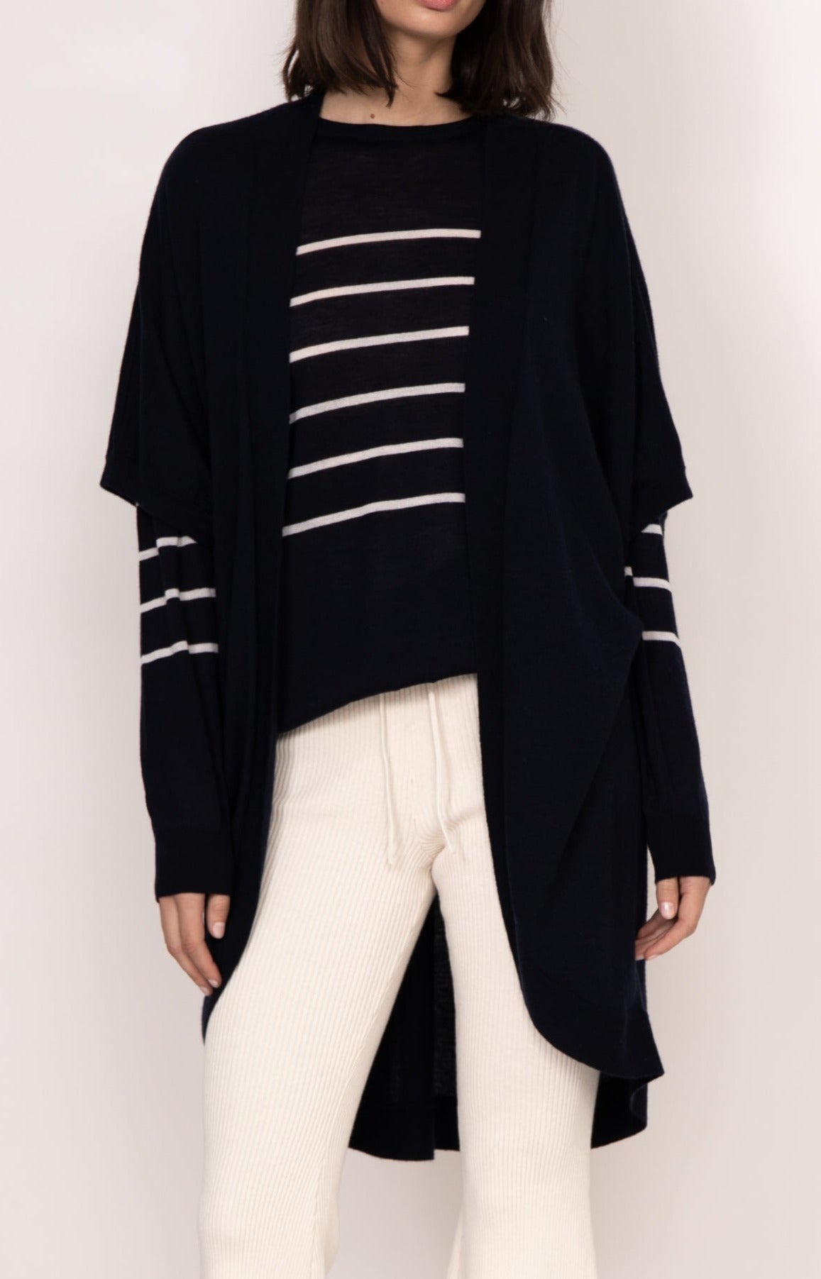 Riviera Cashmere Paper Thin Wrap | Black
