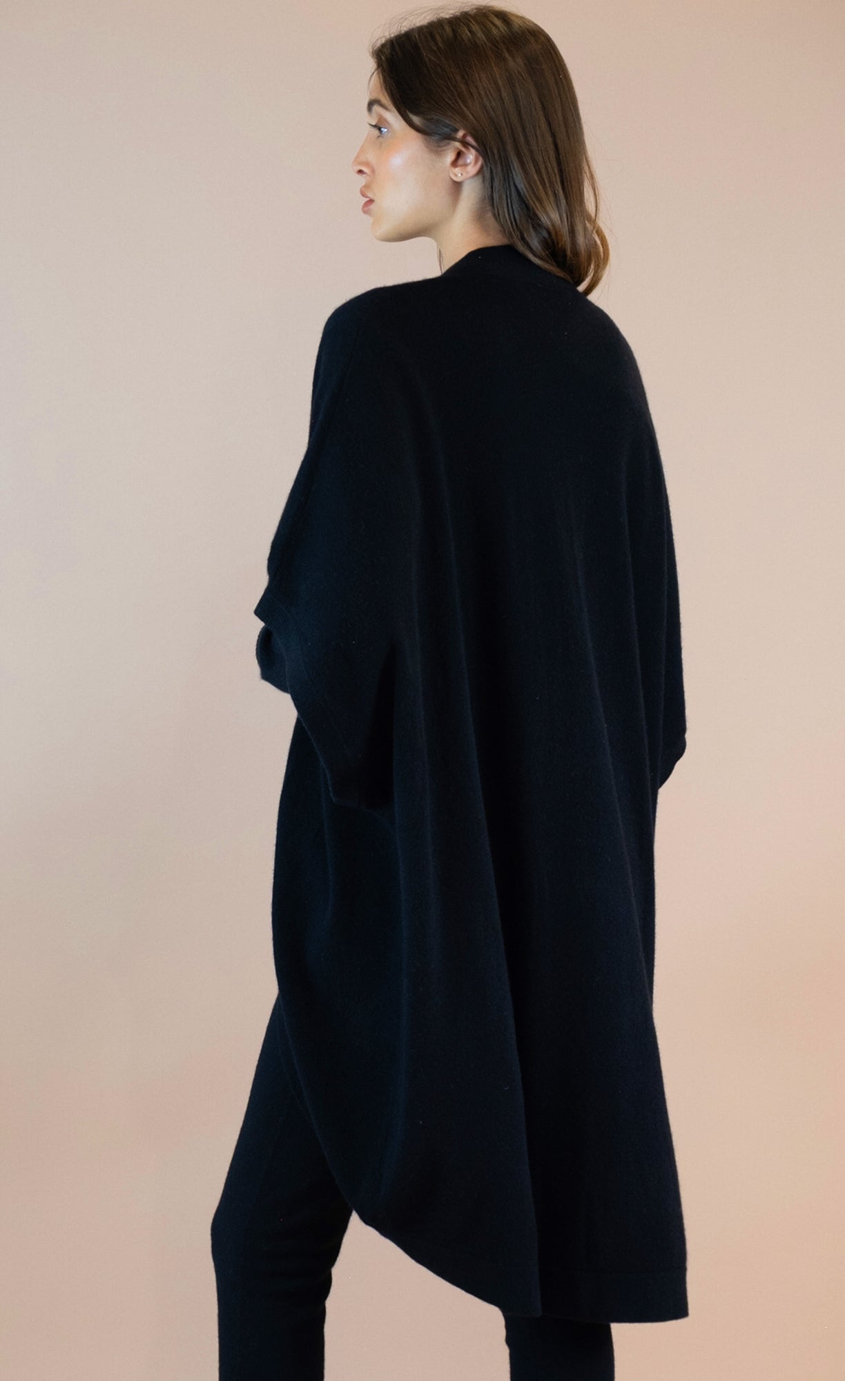 Isabel Shimmer Cashmere Wrap | Black