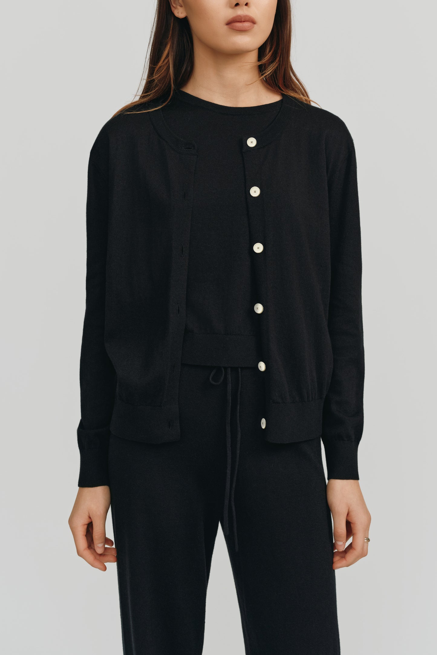 Halle Elevated Essential Cardigan | Black