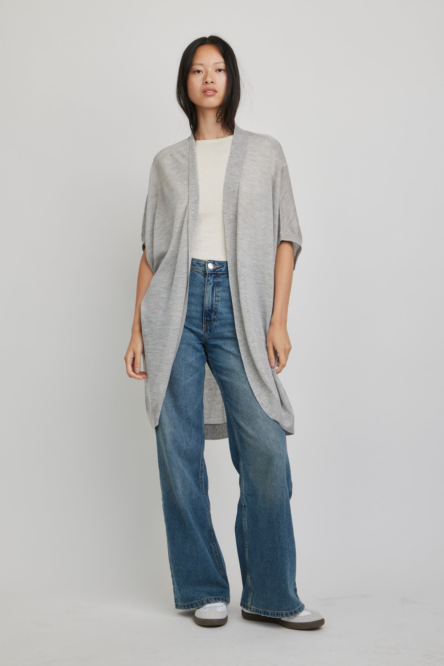 Riviera Paper Thin Cashmere Wrap | Light Grey