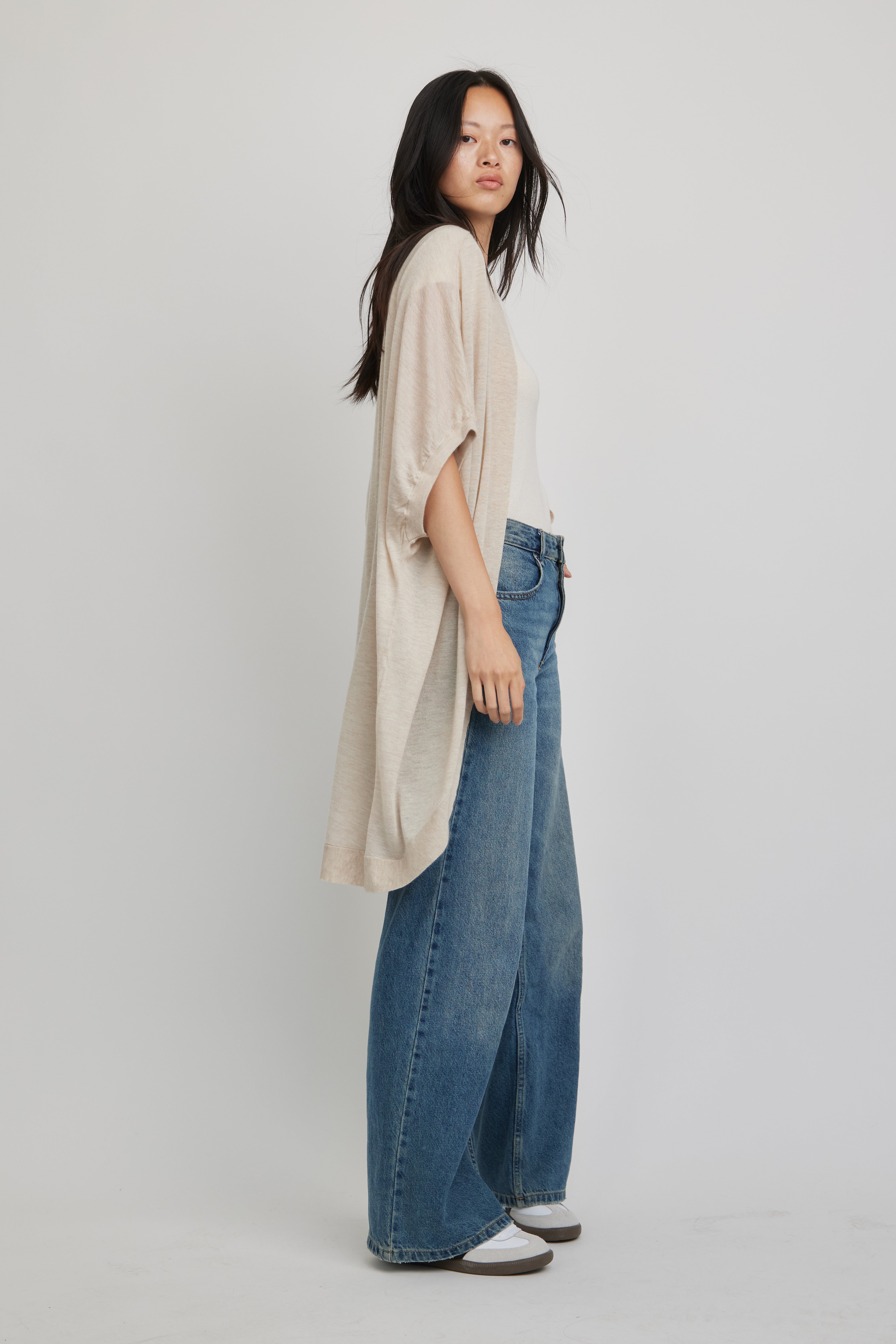 Riviera Paper Thin Cashmere Wrap | Oatmeal – Kathryn McCarron