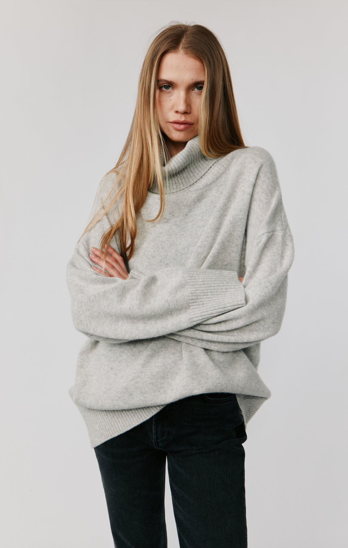 Charlie oversized cashmere turtleneck | Grey