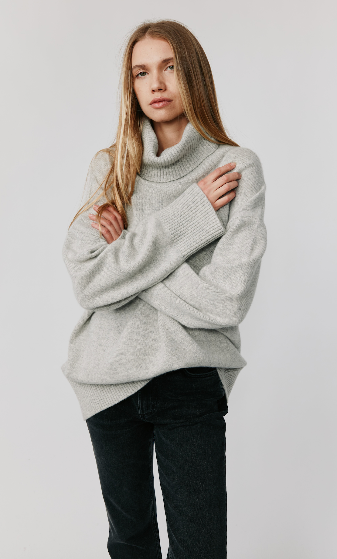 Charlie oversized cashmere turtleneck | Grey