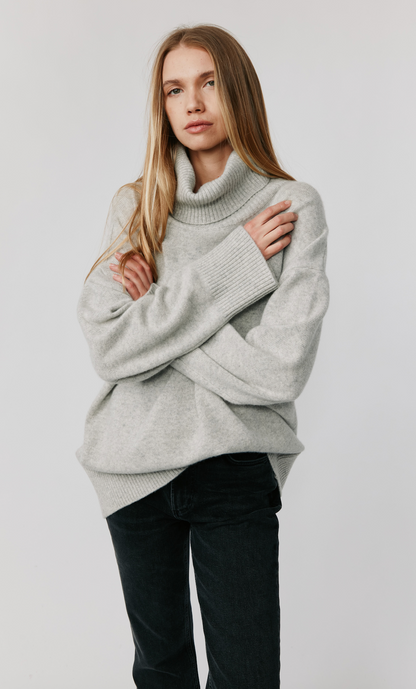 Charlie oversized cashmere turtleneck | Grey