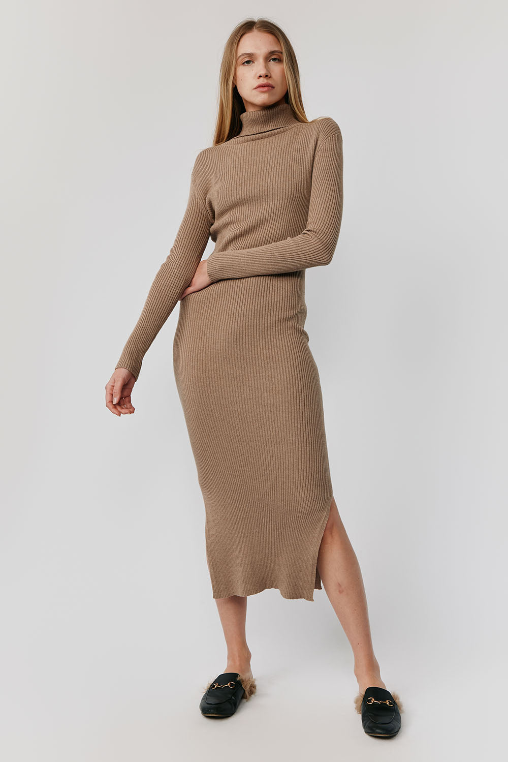 Alana turtleneck midi dress | Mocha
