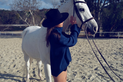 Charlie oversized cashmere turtleneck | Navy